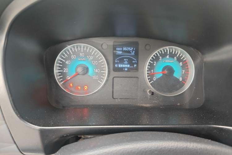 Used Jinbei Gold Hiace 2021 1.5L Passenger Van Travel Lion 6-Seater Odometer Close Up