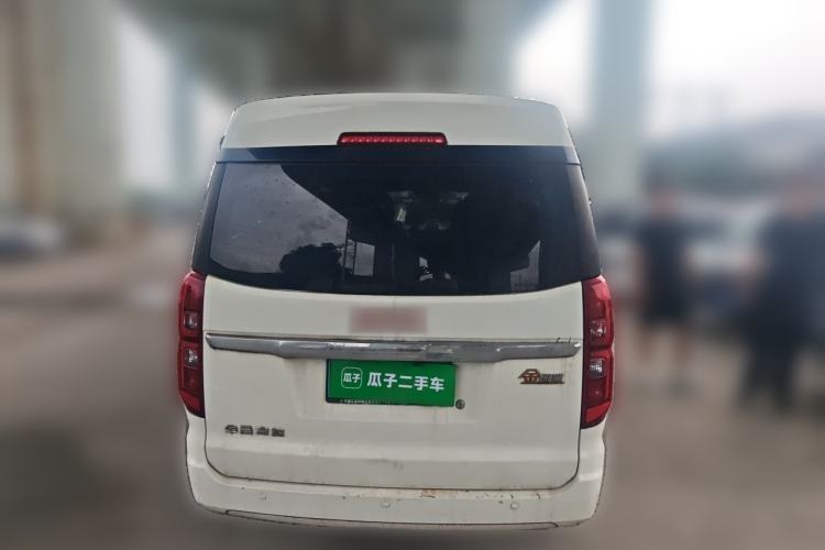 Used Jinbei Gold Hiace 2021 1.5L Passenger Van Travel Lion 7-Seater Rear