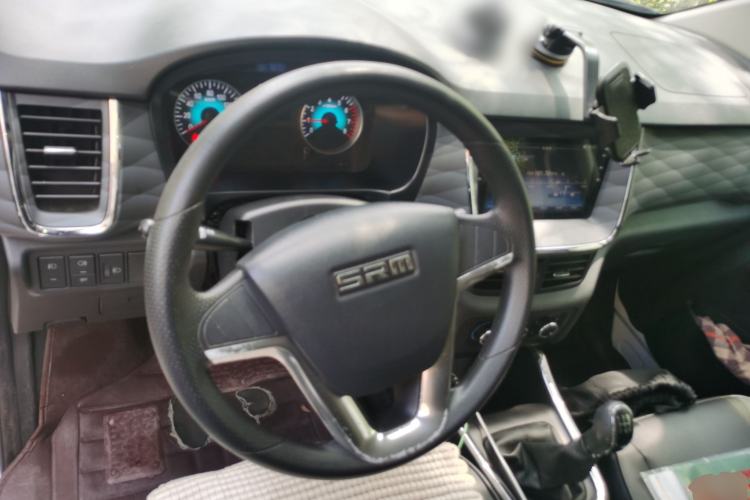 Used Jinbei Gold Hiace 2021 2.0L Passenger Van Travel Lion 7-Seater Steering Wheel