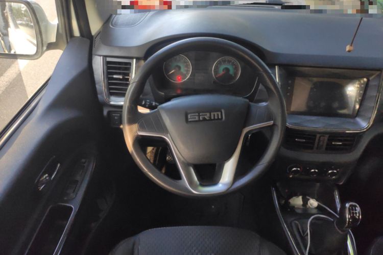 Used Jinbei Gold Hiace 2021 2.0L Passenger Vehicle Engineering Lion 7 Seats Steering Wheel