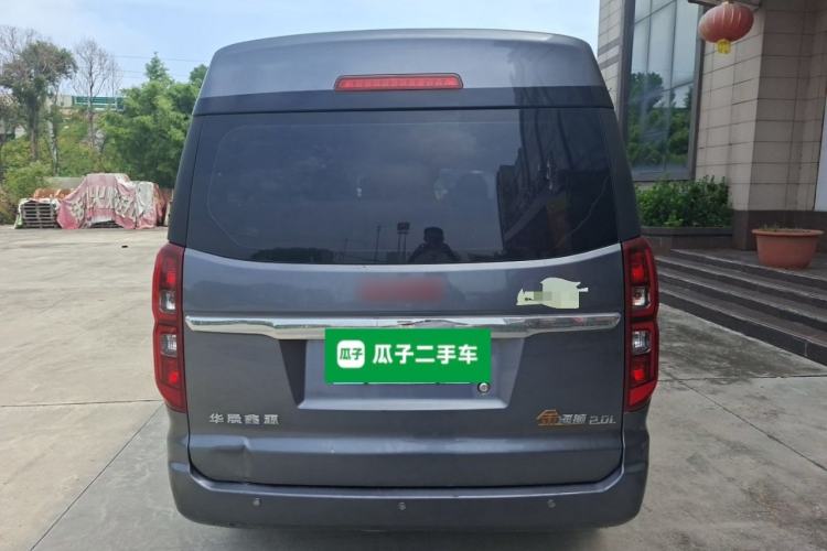 Used Jinbei Gold Hiace 2022 2.0L Passenger Van Magic Lion 9-Seater Rear