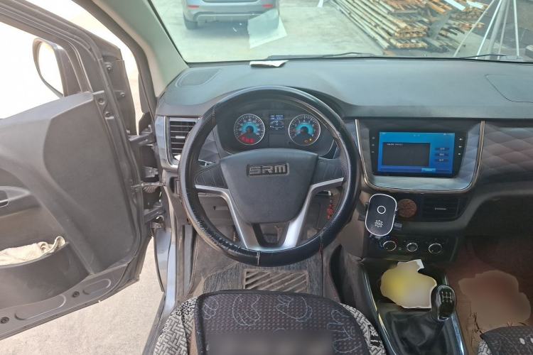 Used Jinbei Gold Hiace 2022 2.0L Passenger Van Magic Lion 9-Seater Steering Wheel