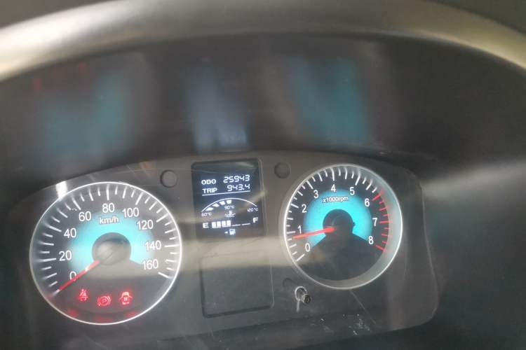 Used Jinbei Gold Hiace  Odometer Close Up