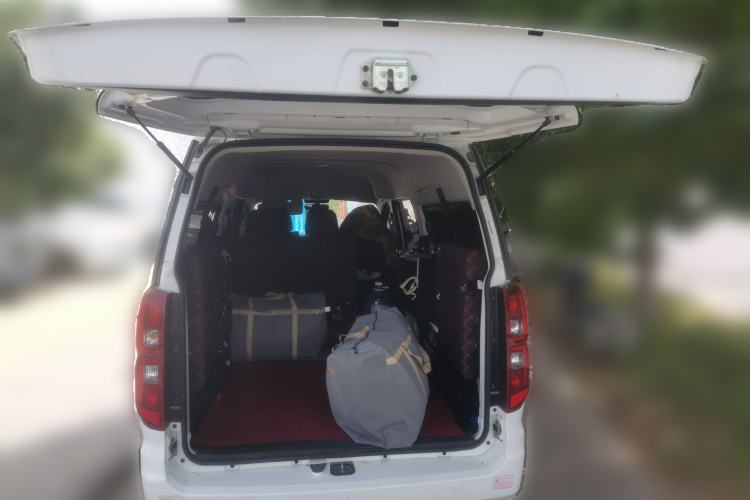 Used Jinbei Gold Hiace  Trunk