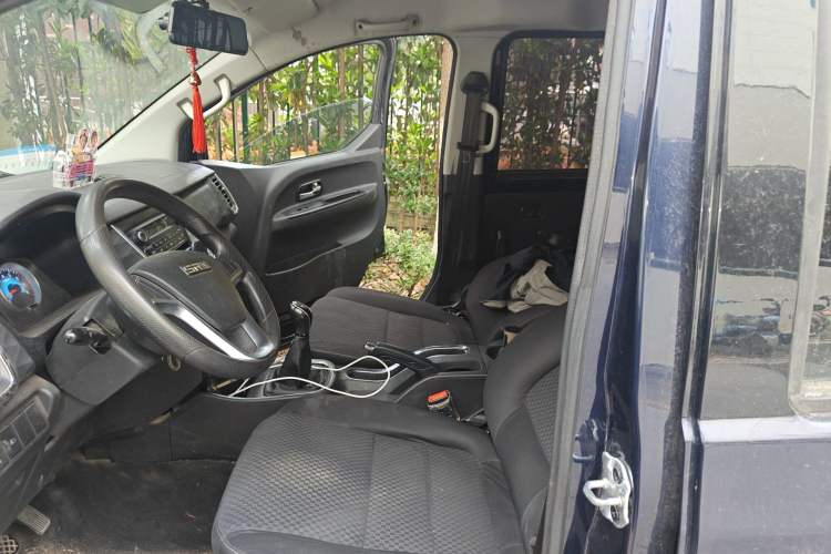 Used Jinbei Gold Hiace 2023 1.5L Passenger Vehicle Engineering Lion 5/6/7 Seater Left Front Seat
