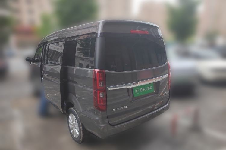 Used Jinbei Gold Hiace 2023 2.0L Passenger Van Engineering Lion 5/6/7 Seats Rear Left 45 Deg