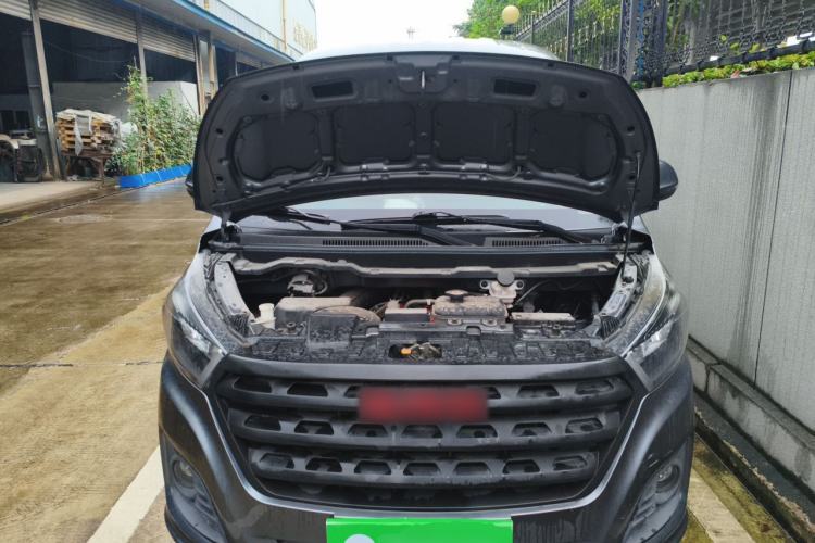 Used Jinbei Gold Hiace 2023 2.0L Easy Camping Van – Magic Box Edition 5 Seats Engine Bay