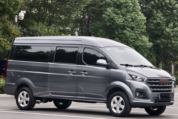 Used Jinbei Gold Hiace 2023 2.0L Passenger Van Travel Lion 5/6/7 Seater Exterior 2