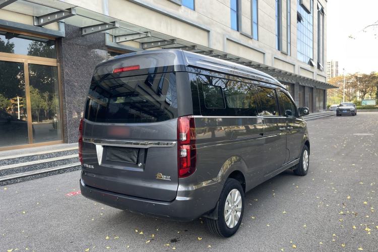 Used Jinbei Gold Hiace 2023 1.5L Passenger Vehicle Engineering Lion 9 Seats Exterior 4