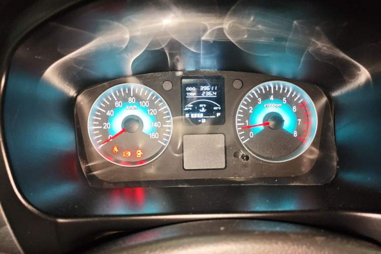 Used Jinbei Gold Hiace 2023 1.5L Passenger Vehicle Engineering Lion 5/6/7 Seater Instrument Cluster