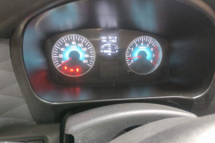 Used Jinbei Gold Hiace 2023 1.5L Passenger Vehicle Engineering Lion 5/6/7 Seater Instrument Cluster