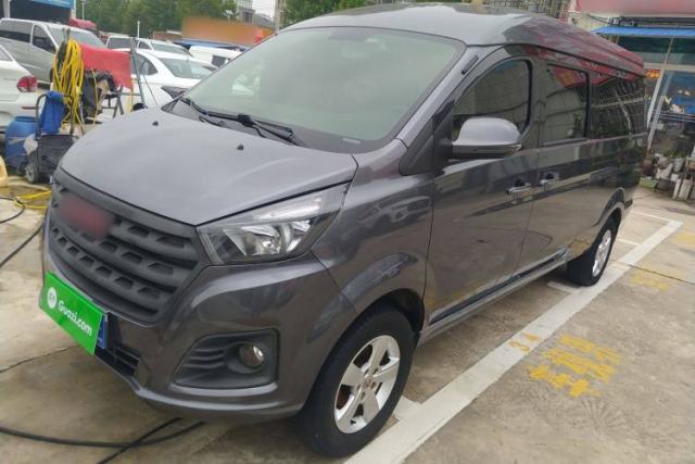 Used Jinbei Gold Hiace 2023 1.5L Passenger Van Travel Lion 5/6/7-Seater with Central Air Conditioning