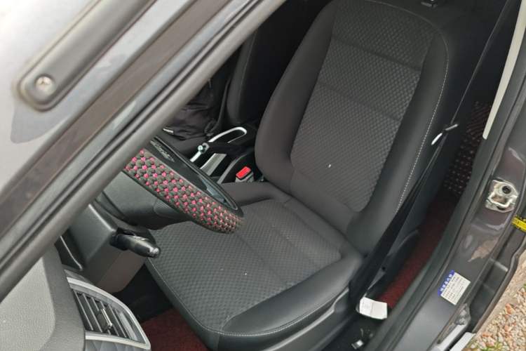 Used Jinbei Gold Hiace 2023 1.5L Passenger Vehicle Engineering Lion 9 Seats Left Front Seat