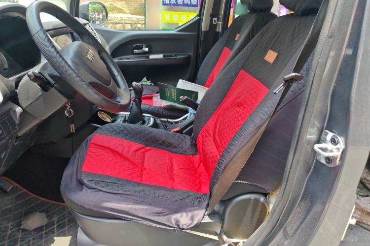 Used Jinbei Gold Hiace 2023 1.5L Passenger Vehicle Engineering Lion 5/6/7 Seater Left Front Seat