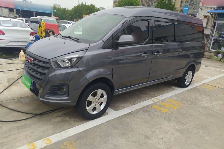 Used Jinbei Gold Hiace 2023 1.5L Passenger Van Travel Lion 5/6/7-Seater with Central Air Conditioning Left Side