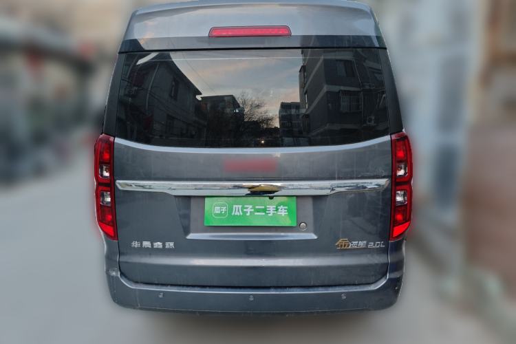 Used Jinbei Gold Hiace 2023 2.0L Passenger Van Travel Lion 5/6/7 Seater Rear