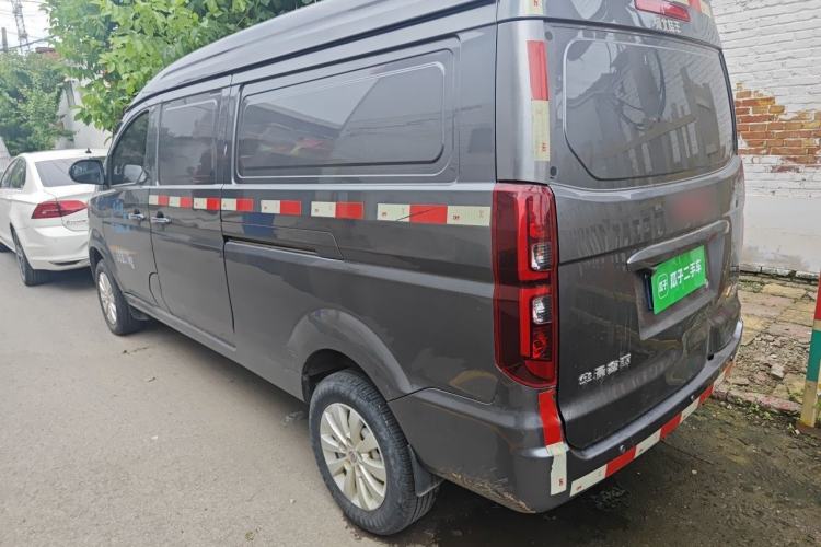 Used Jinbei Gold Hiace 2023 1.6L Box Van Engineering Lion 2-Seater Rear Left 45 Deg