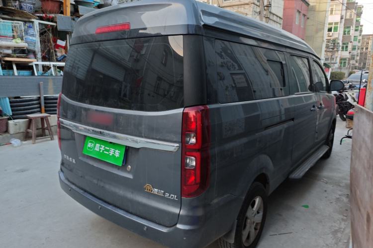 Used Jinbei Gold Hiace 2023 2.0L Passenger Van Travel Lion 5/6/7 Seater Rear Right 45 Deg