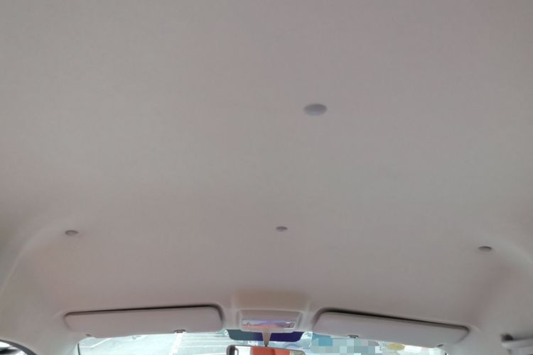 Used Jinbei Gold Hiace 2023 1.5L Passenger Vehicle Engineering Lion 5/6/7 Seater Headliner