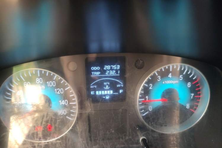 Used Jinbei Gold Hiace  Odometer Close Up
