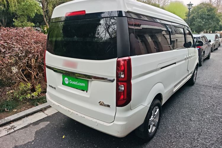 Used Jinbei Gold Hiace 2023 1.5L Passenger Van Travel Lion 5/6/7-Seater with Central Air Conditioning Rear Right 45 Deg