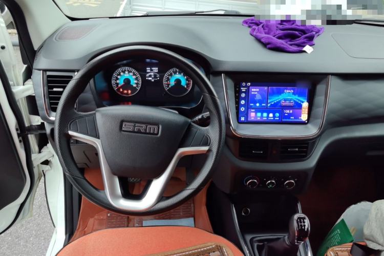 Used Jinbei Gold Hiace 2023 1.5L Passenger Vehicle Engineering Lion 5/6/7 Seater Steering Wheel
