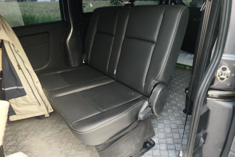 Used Jinbei Gold Hiace 2024 1.5L Magic Lion 6-Seater Left Rear Seat