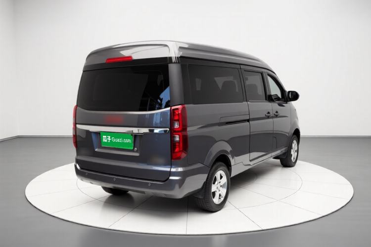 Used Jinbei Gold Hiace 2024 1.5L Passenger Vehicle Travel Lion 5/6/7-Seater with Central Air Conditioning Rear Right 45 Deg