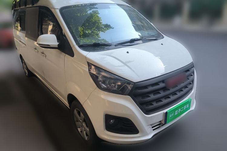 Used Jinbei Gold Hiace 2024 2.0L Travel Lion Passenger Vehicle 5/6/7-Seater CNG Central Air Conditioning Front Right 45 Deg