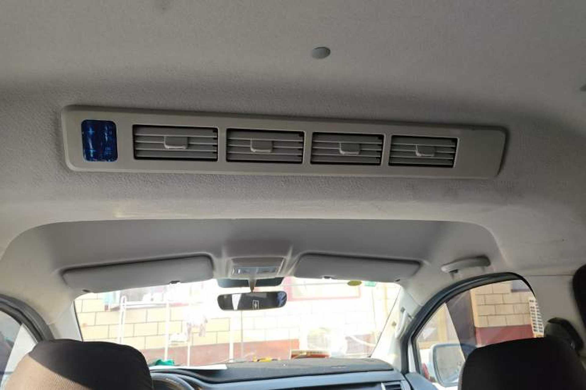 Used Jinbei Gold Hiace 2024 2.0L Travel Lion 5/6/7-Seater Central Air Conditioning Headliner