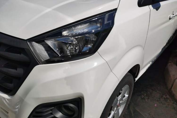 Used Jinbei Gold Hiace 2024 1.5L Passenger Vehicle Engineering Lion 9 Seats Left Front Headlight