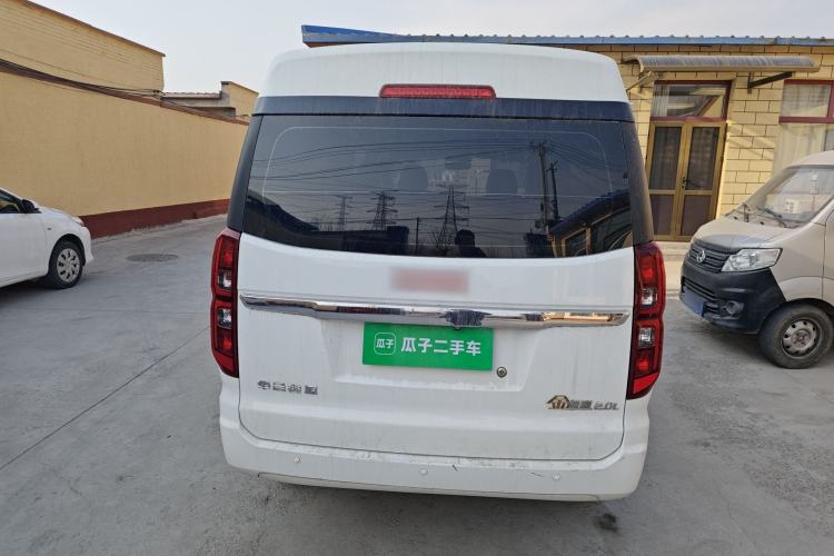 Used Jinbei Gold Hiace 2024 2.0L Travel Lion 5/6/7-Seater Central Air Conditioning Rear