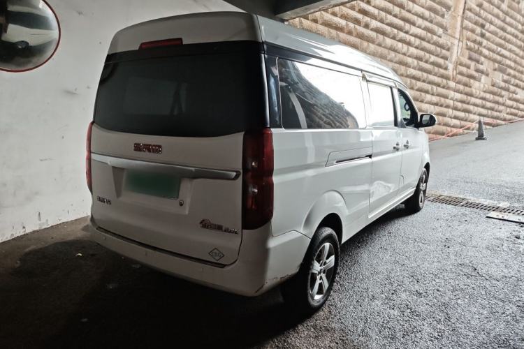 Used Jinbei Gold Hiace 2024 2.0L Travel Lion Passenger Vehicle 5/6/7-Seater CNG Central Air Conditioning Rear Right 45 Deg