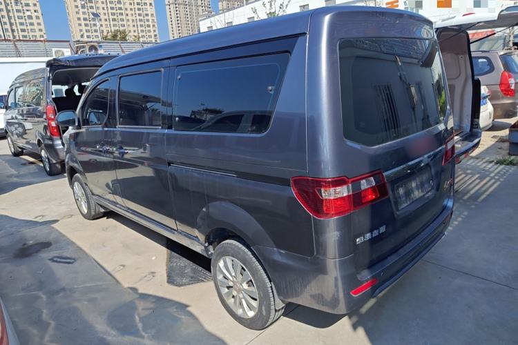 Used Jinbei Gold Hiace M Classic 2023 Panda Edition 1.5L Travel Lion Passenger Van 5/6/7 Seats Exterior 5