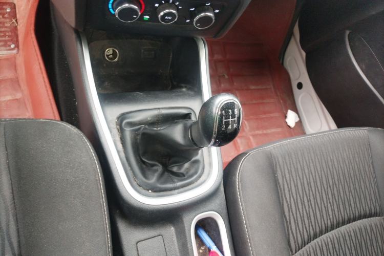 Used Jinbei Gold Hiace M Classic 2024 1.5L Engineering Lion Passenger Vehicle 6 Seats Gear Lever