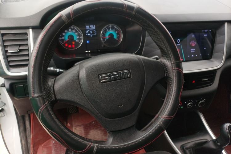 Used Jinbei Gold Hiace M Classic 2024 1.5L Engineering Lion Passenger Vehicle 6 Seats Steering Wheel