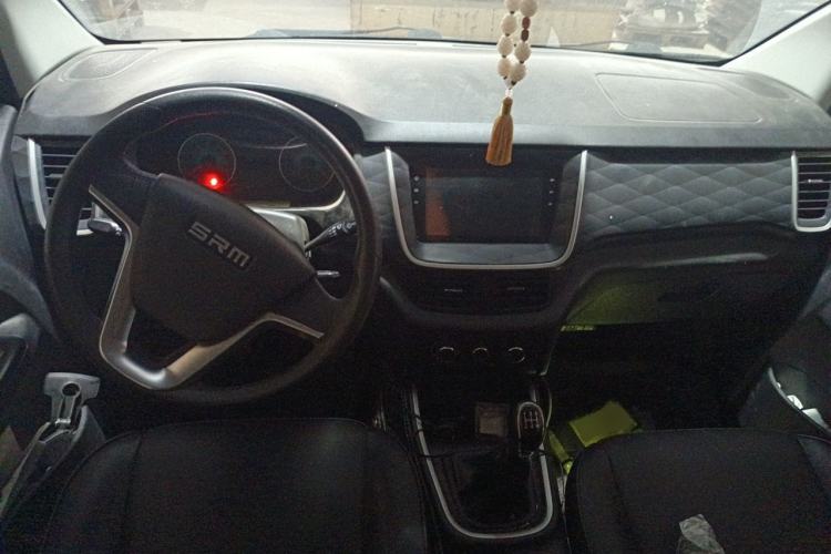 Used Jinbei Gold Hiace M Classic 2022 1.5L Engineering Lion Passenger Vehicle 5 Seats Center Console