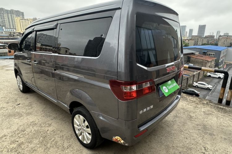 Used Jinbei Gold Hiace M Classic 2022 1.5L Engineering Lion Passenger Vehicle 5 Seats Exterior 1