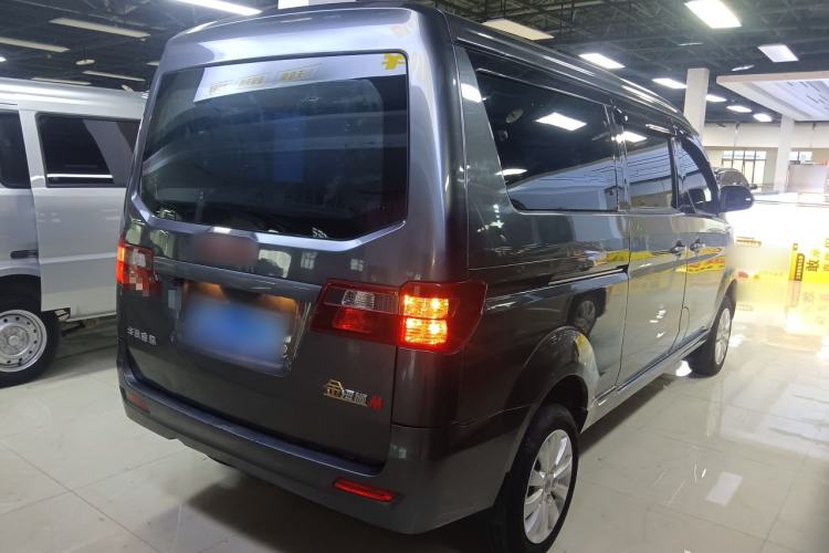 Used Jinbei Gold Hiace M Classic 2022 1.5L Engineering Lion Passenger Vehicle 5 Seats Exterior 5