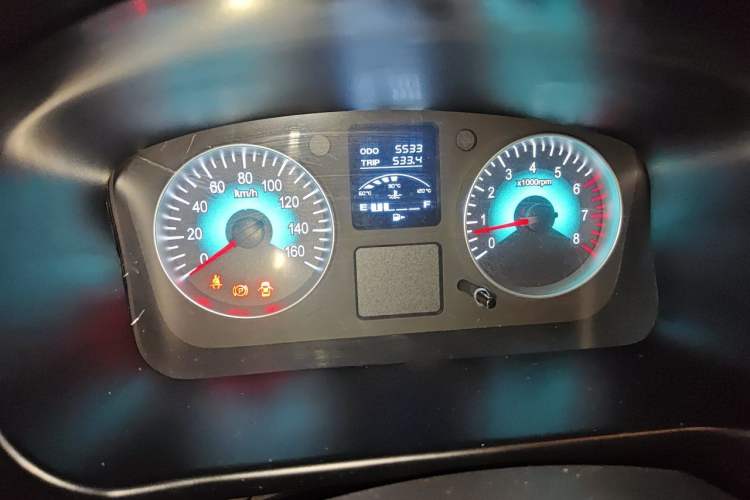 Used Jinbei Gold Hiace M Classic 2022 1.5L Travel Lion Passenger Van 6 Seats Instrument Cluster