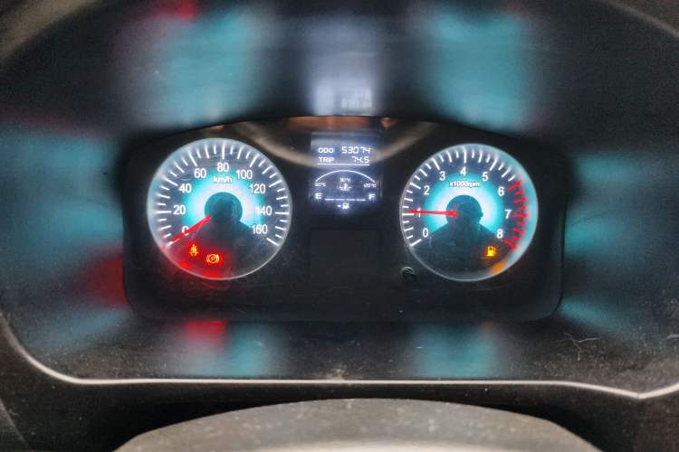 Used Jinbei Gold Hiace M Classic 2022 1.5L Engineering Lion Passenger Vehicle 6 Seats Instrument Cluster
