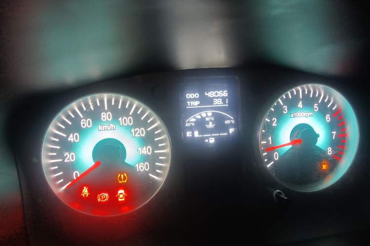 Used Jinbei Gold Hiace M Classic 2022 1.5L Engineering Lion Passenger Vehicle 5 Seats Instrument Cluster