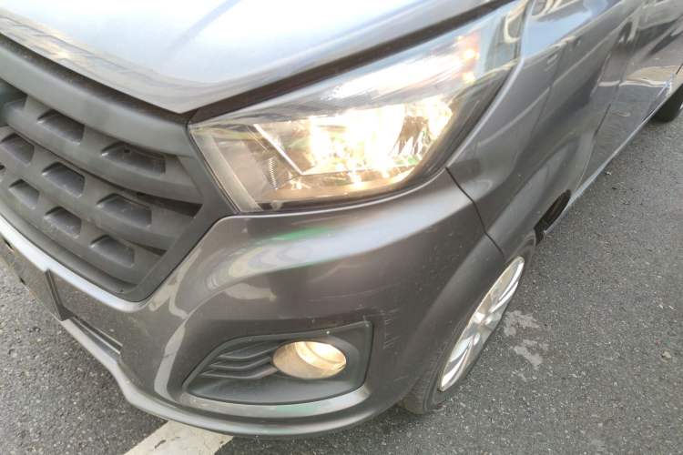 Used Jinbei Gold Hiace M Classic 2022 1.5L Travel Lion Passenger Vehicle 5 Seats Left Front Headlight