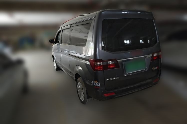 Used Jinbei Gold Hiace M Classic 2022 1.5L Travel Lion Passenger Van 6 Seats Rear Left 45 Deg