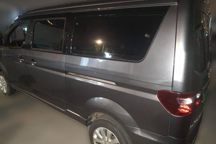 Used Jinbei Gold Hiace M Classic 2022 1.5L Travel Lion Passenger Van 7 Seats Rear Left 45 Deg