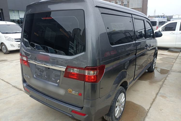 Used Jinbei Gold Hiace M Classic 2022 1.5L Travel Lion Passenger Van 7 Seats Rear Right 45 Deg