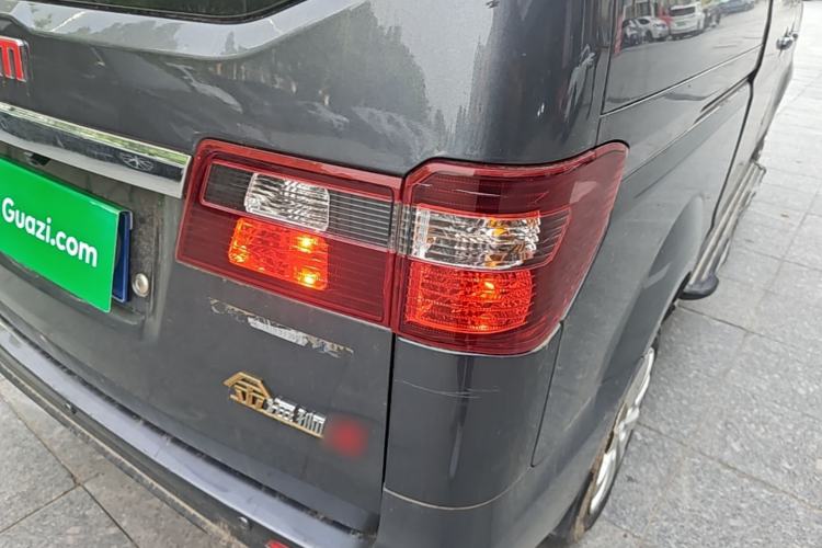 Used Jinbei Gold Hiace M Classic 2022 1.5L Travel Lion Passenger Van 7 Seats Right Rear Taillight