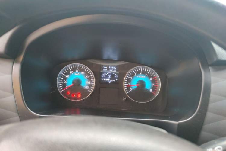 Used Jinbei Gold Hiace M Classic 2022 1.5L Engineering Lion Passenger Vehicle 5 Seats Instrument Cluster
