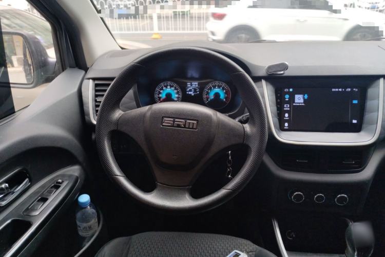 Used Jinbei Gold Hiace M Classic 2022 1.5L Engineering Lion Passenger Vehicle 5 Seats Steering Wheel