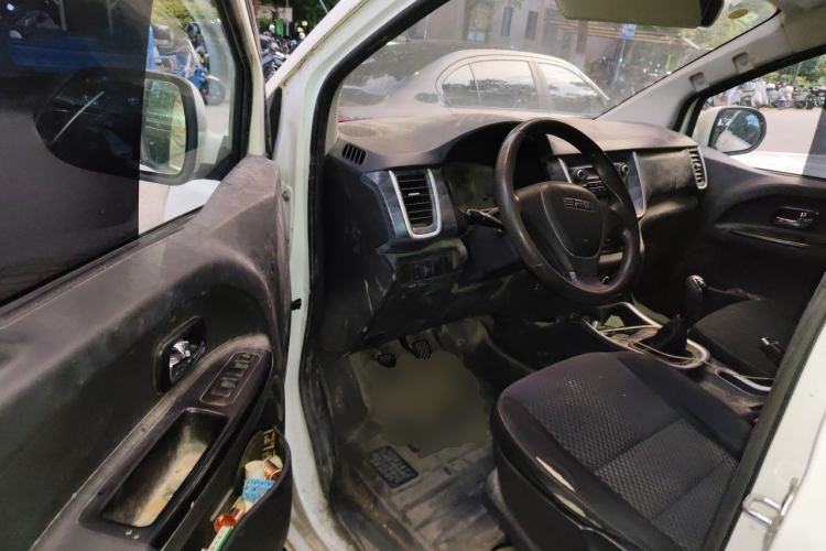 Used Jinbei Gold Hiace M Classic 2022 1.5L Engineering Lion Passenger Vehicle 6 Seats Driver Seat